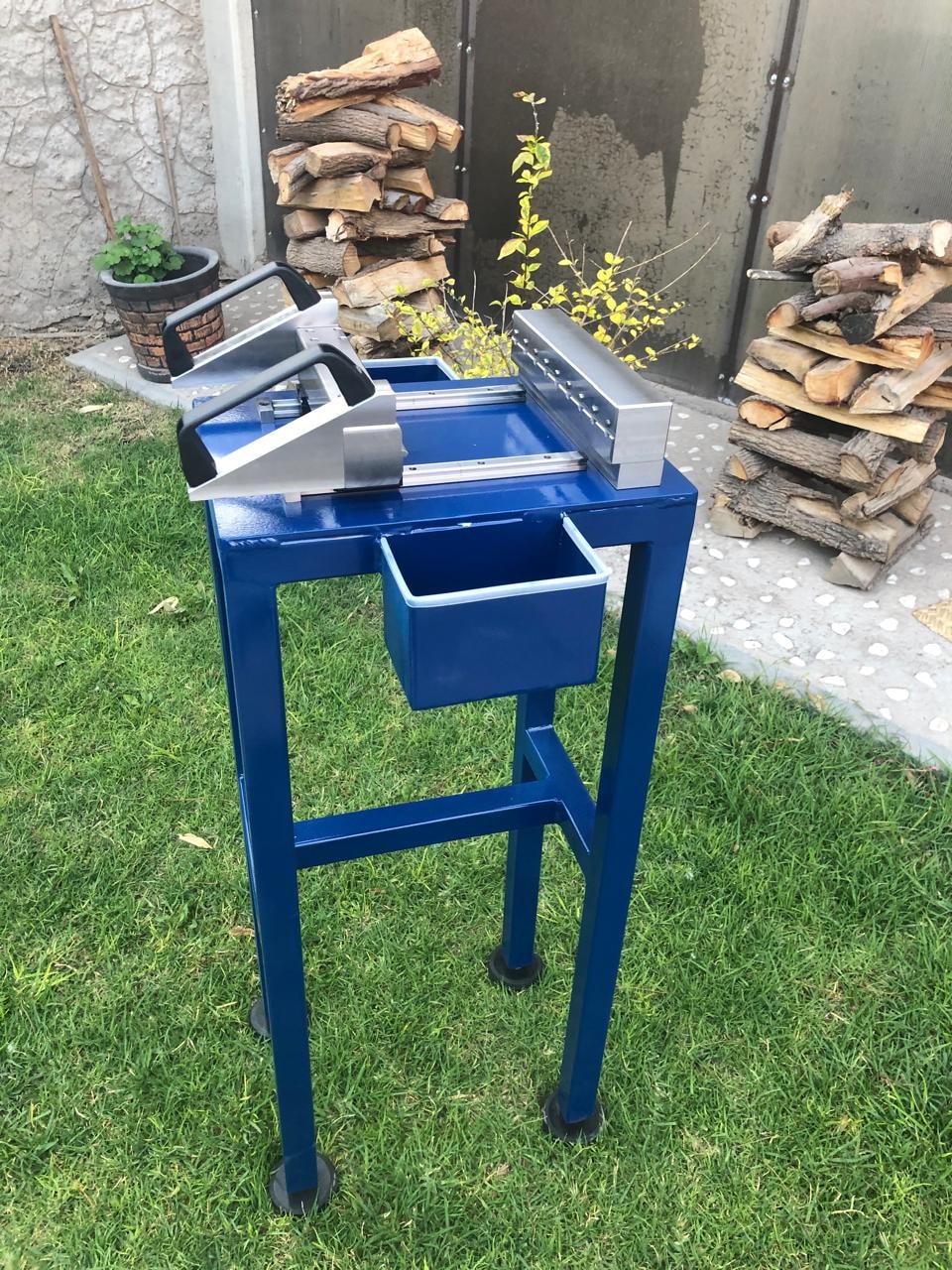RACKS Y MESAS DE TRABAJO — foto 3